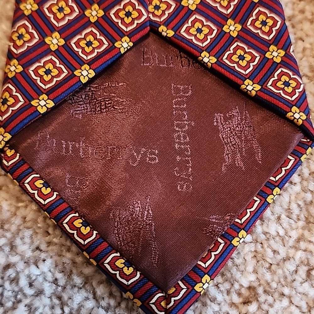 Burberry Mens Tie Red, Gold, Blue, Authenticated - Picture 3 of 11